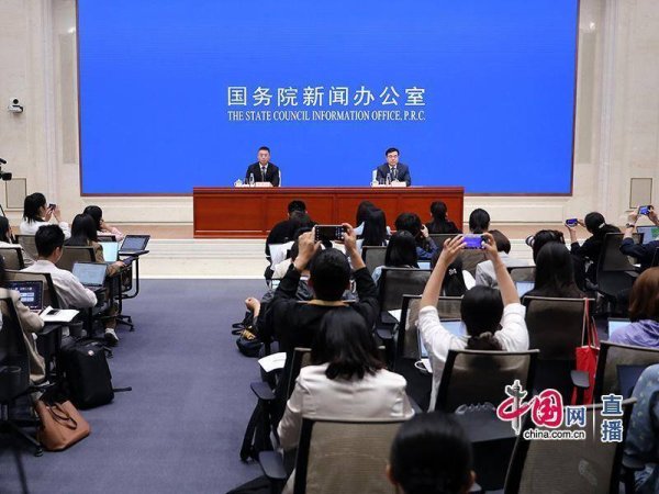 实盘10倍杠杆app下载 4月全国居民消费价格同比下降0.1%，猪肉价格上涨5.0%